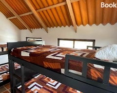 Entire House / Apartment Cabana Hostal Santorini (Colón, Colombia)