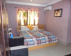 Fatty K Hotel And Suites (Ota, Nijerya)