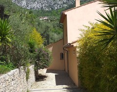 Toàn bộ căn nhà/căn hộ Beautiful Villa With Swimming Pool Sea View & Mountains, Heights Of Menton, French Riviera (Castellar, Pháp)