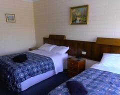 Khách sạn Opal Motel (Leongatha, Úc)