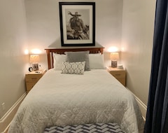 Entire House / Apartment Historic Mercer Guest Suite #2 (Prosser, USA)