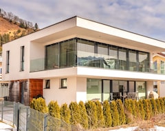 Tüm Ev/Apart Daire Sonnenhaus A - newly built house with elegance, style and all-round panoramic views (Zell am See, Avusturya)