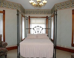 Hotel Nauvoo Grand Bed & Breakfast (Nauvoo, EE. UU.)