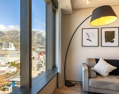 Hotel 117 On Strand - Whosting (Cape Town, Južnoafrička Republika)