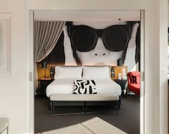 Khách sạn Holiday Inn Melbourne on Flinders (Melbourne, Úc)