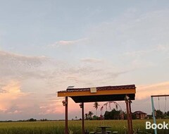 Koko talo/asunto Laman D'Arni (Sungai Besar, Malesia)