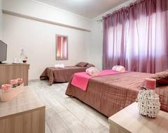 Oda ve Kahvaltı Suite Room Fiumicino (Fiumicino, İtalya)