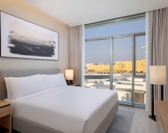 Otel DoubleTree by Hilton Abu Dhabi Yas Island Residences (Abu Dabi, Birleşik Arap Emirlikleri)