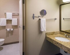 Entire House / Apartment Travel Easy With A Comfortable Stay At Our Room. (Dublin, USA)