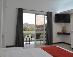 Khách sạn La Panache Apartments (Gros Islet, Saint Lucia)