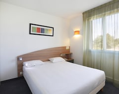 Hotel Suite-Home Orleans-Saran (Saran, France)