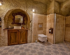 Otel Casia Cave Suites (Ortahisar, Türkiye)