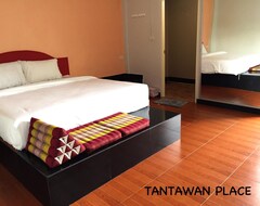 Khách sạn Tantawan Place (Roi Et, Thái Lan)