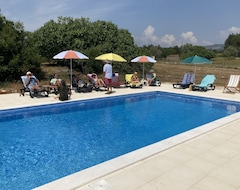 Toàn bộ căn nhà/căn hộ Newly Build Cottages With Pool Near Alcobaça, 20 Min From Nazaré! (Valado dos Frades, Bồ Đào Nha)