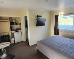 Hotel Accent on Taupo (Taupo, New Zealand)