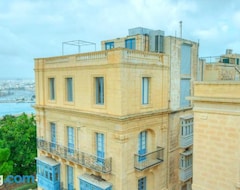 Cijela kuća/apartman Charming 2bedroom Townhouse, Roof Access Ngri1-1 (Valletta, Malta)