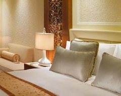 Al Bustan Palace, A Ritz-Carlton Hotel (Muskat, Oman)