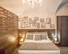 Toàn bộ căn nhà/căn hộ La Canonica - Charming Self-Catering Apartments In Nizza Monferrato (Nizza Monferrato, Ý)
