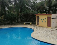 Koko talo/asunto Villa Campestre Con Piscina (Monte Plata Town, Dominikaaninen tasavalta)