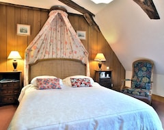 Hotel Domaine De Launay Blot, Proche Mt St Michel (Baguer-Morvan, Francia)