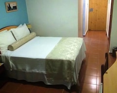 Hotel Torremolinos (Ubatuba, Brasil)