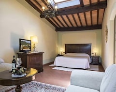 Hotelli Castel Pietraio (Monteriggioni, Italia)