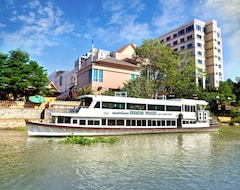 Hotelli Krungsri River Hotel (Ayutthaya, Thaimaa)