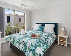 Cijela kuća/apartman Eden By The Bay – Pet Friendly Town House On The Shores Of Salamander Bay (Soldiers Point, Australija)