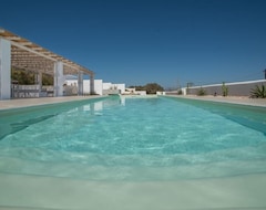 Hele huset/lejligheden This Villa Is A 3 Bedroom(s), 3.5 Bathrooms, Located In Naxos, Naxos. (Axos, Grækenland)