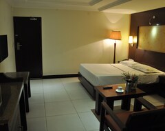 Khách sạn Hotel Shaans (Tiruchirappalli, Ấn Độ)