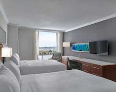 Hilton Toronto Airport Hotel & Suites (Mississauga, Canada)