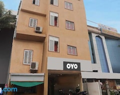Hotel OYO Flagship 81498 New Shiridi Crystal (Hyderabad, Indija)