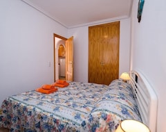 Toàn bộ căn nhà/căn hộ Holiday Apartment La Mata For 2 - 4 Persons With 1 Bedroom - Penthouse Holiday Apartment (Torremanzanas, Tây Ban Nha)
