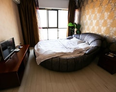 Hotel Nissi Holiday (Kunming, Kina)