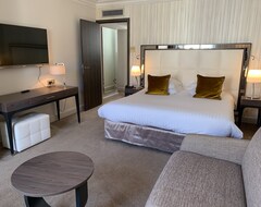 Hotel Hôtel Le Canberra (Cannes, Francuska)