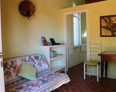 Hotel B&b Casa Formica - Country House Between Pisa And Lucca 20 Minutes From The Sea (Cascina, Italija)