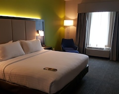 Holiday Inn Express Pearland, An Ihg Hotel (Pearland, USA)