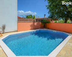 Cijela kuća/apartman Holiday House With Swimming Pool Iva (Marčana, Hrvatska)