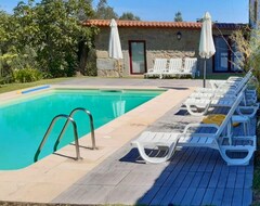 Hele huset/lejligheden Spacious House With Swimming-pool (Póvoa de Lanhoso, Portugal)