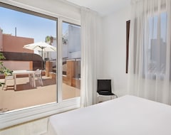 Hotelli Apartamentos Metropolis (Sevilla, Espanja)