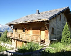 Casa/apartamento entero Luxurious And Cozy Wooden Chalet With Wellness Center Near The Alpe Dheuz (Huez, Francia)