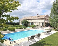 Toàn bộ căn nhà/căn hộ Farmhouse Gite With 5 En-suite Bedrooms And Private Heated Pool (Loubès-Bernac, Pháp)