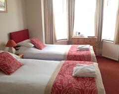 Hotel By The Sea Bed And Breakfast (Eastbourne, Reino Unido)