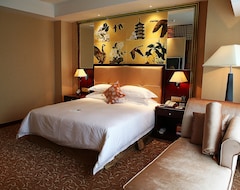 Guangdong Yinye Yanshan Hotel (Jiangmen, Çin)