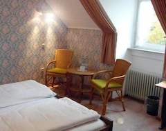Hotel Ritschlay & Vierjahreszeiten Appartement (Bollendorf, Germany)