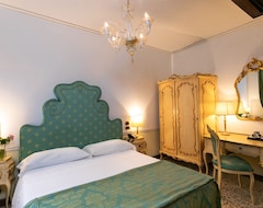 Hotel Ca' Vendramin Zago (Venice, Italy)