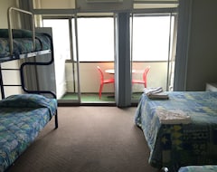 Hotelli Mountway Holiday Apartments (Perth, Australia)