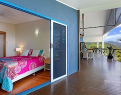 Toàn bộ căn nhà/căn hộ Lorikeet Lodge - Tropical Hideaway (Hideaway Bay, Úc)