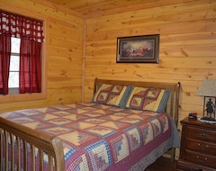 Toàn bộ căn nhà/căn hộ The Cozy Cabin 2 Bedroom 1- Bath Is The Perfect Romantic Getaway In The Country (Catlettsburg, Hoa Kỳ)