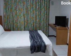 Khách sạn Flat Vip Praia Hotel (Natal, Brazil)